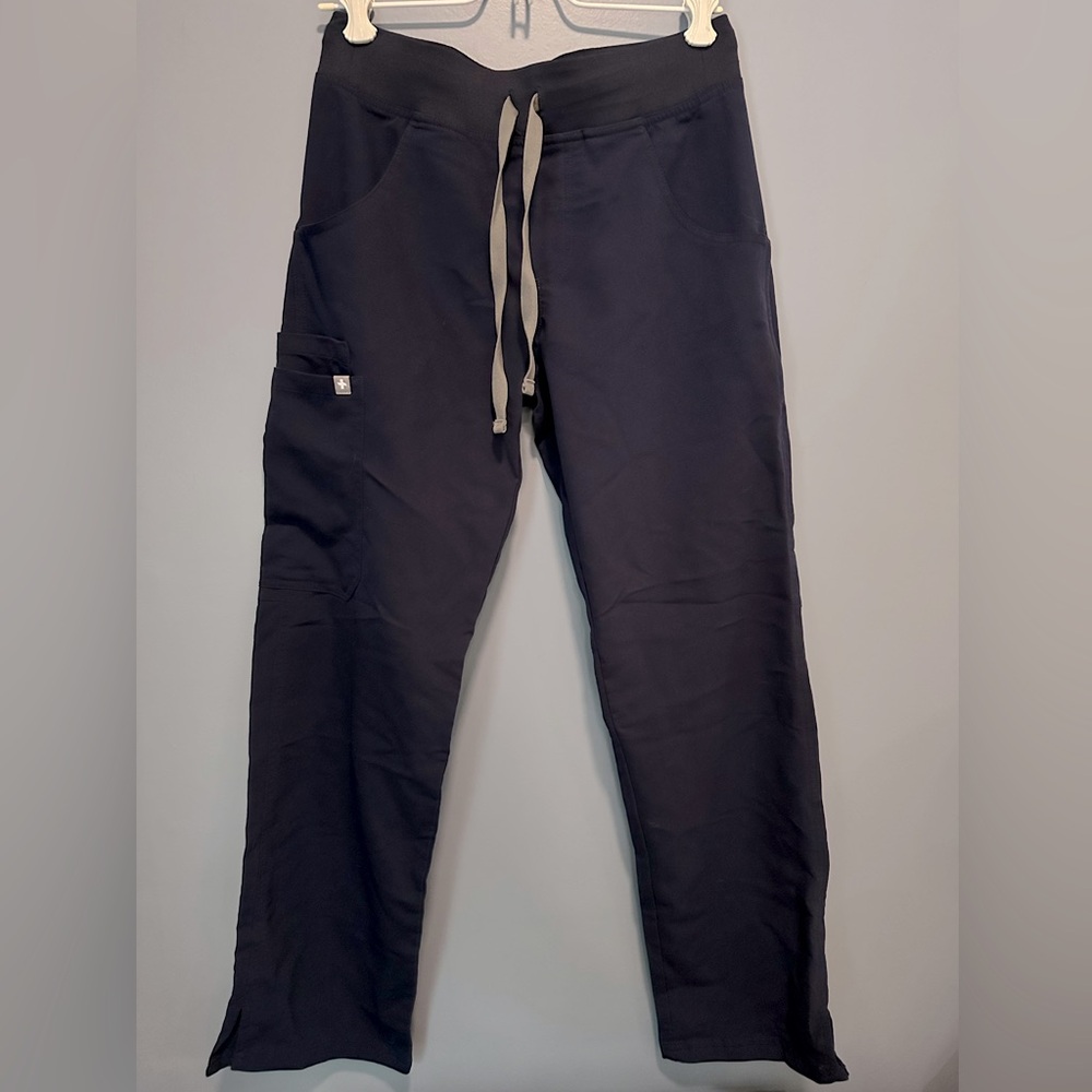 Figs Kade cargo scrub pants - navy